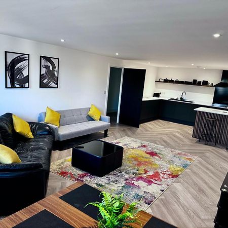 New 2 Bed Apartment In Royston High St 외부 사진